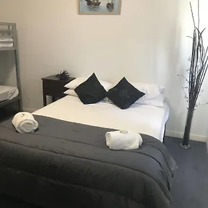 Tin Bay Budget Hostel